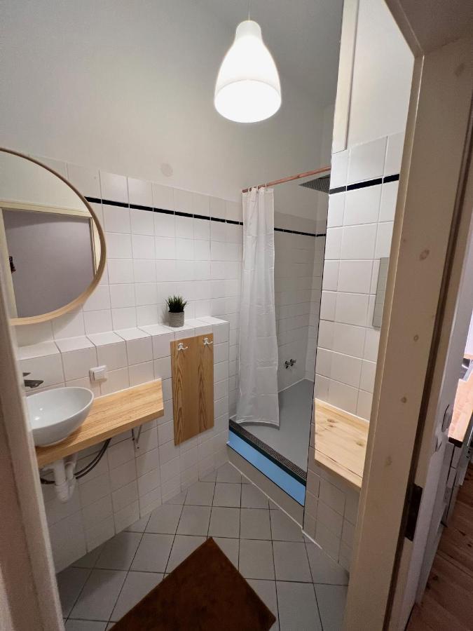 Gemuetliche 2-Zimmer-Wohnung Zentral Friedrichshain Berlin Exteriör bild
